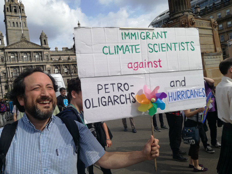 Illustration for article titled Scottish anti-Trump photo dump (long and comprehensive!)